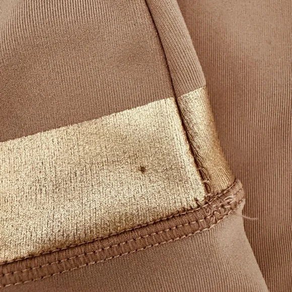 LIKE NEW.  BSP (BETTER SPORTS PERFORMANCE) YOGA PANTS. - Picture 4 of 10